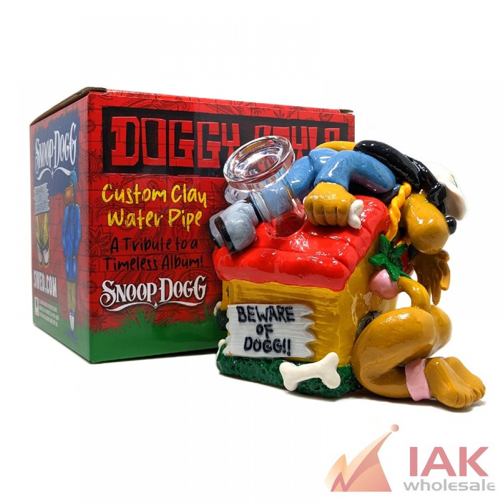 Dogg Lbs 5" Dogg House Clay Waterpipe w/ 14mm Banger – Novelty Dab Rig