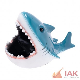 Fujima Shark Attack Ashtray 4 Count Display