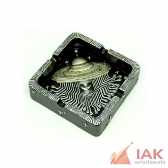 *alien Ashtray* 3397